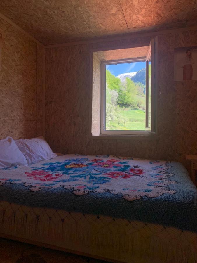 Vuthaj Guest House Ulaj מראה חיצוני תמונה