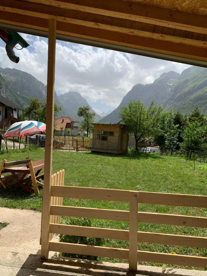 Vuthaj Guest House Ulaj מראה חיצוני תמונה