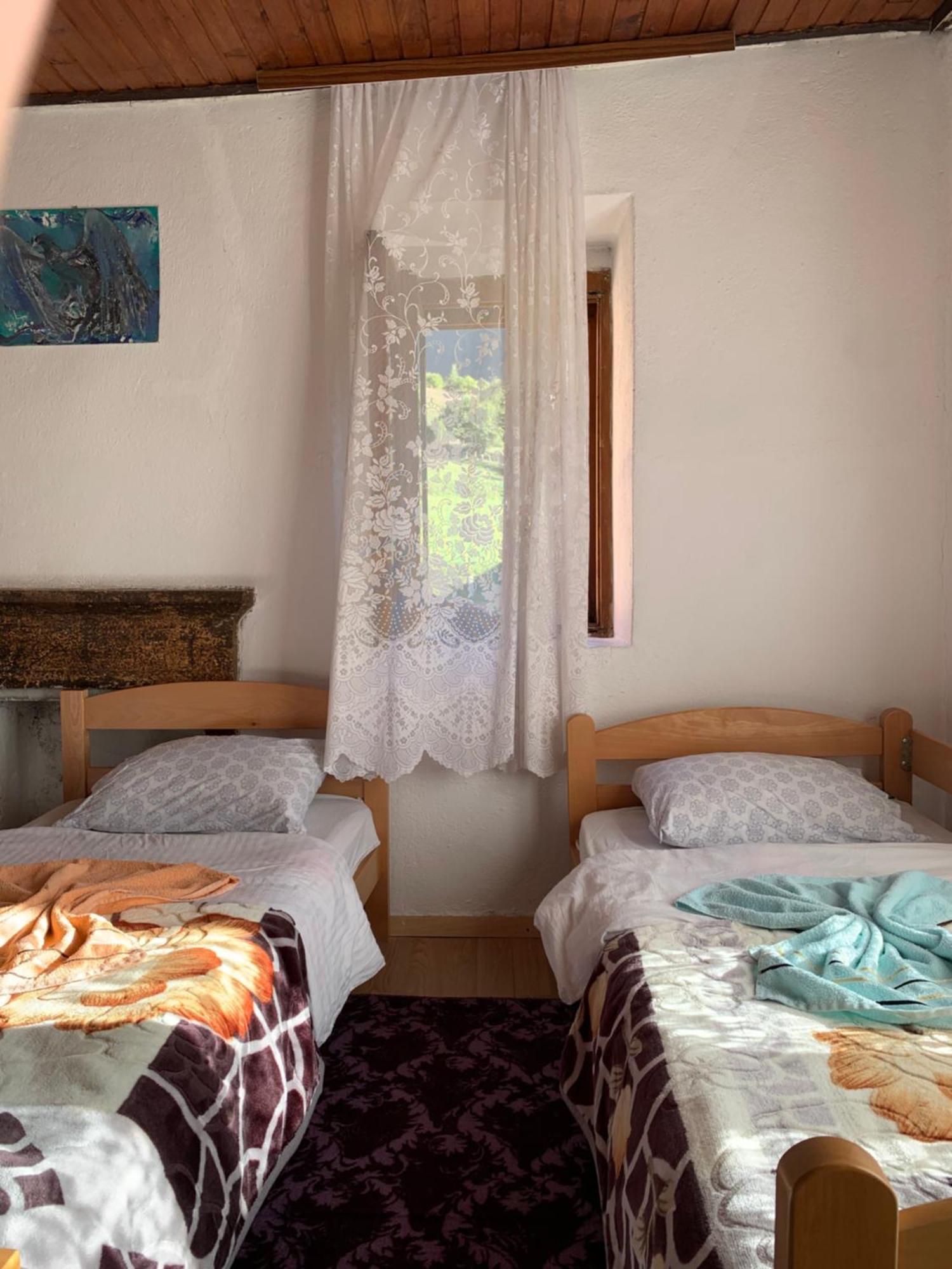 Vuthaj Guest House Ulaj מראה חיצוני תמונה