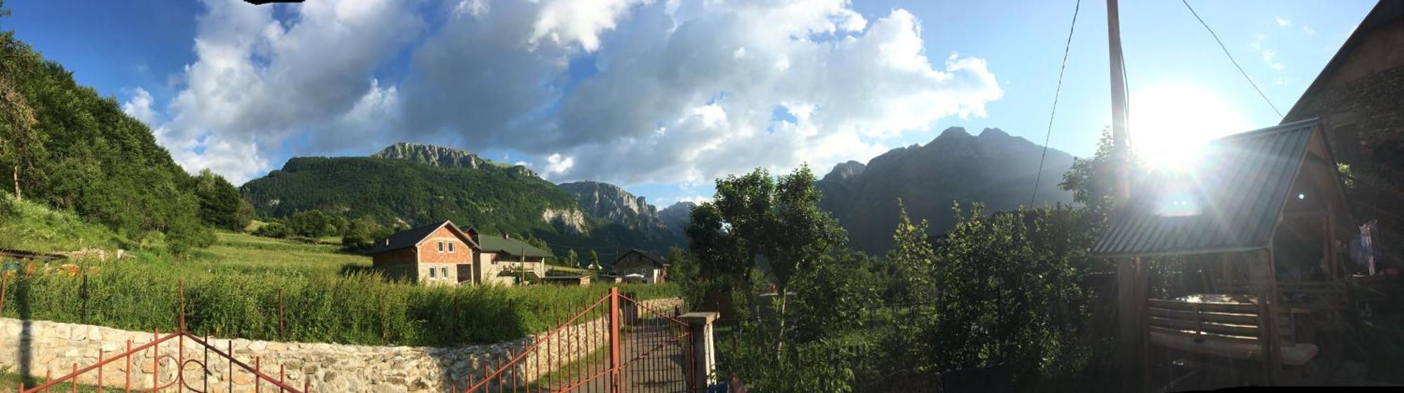 Vuthaj Guest House Ulaj מראה חיצוני תמונה